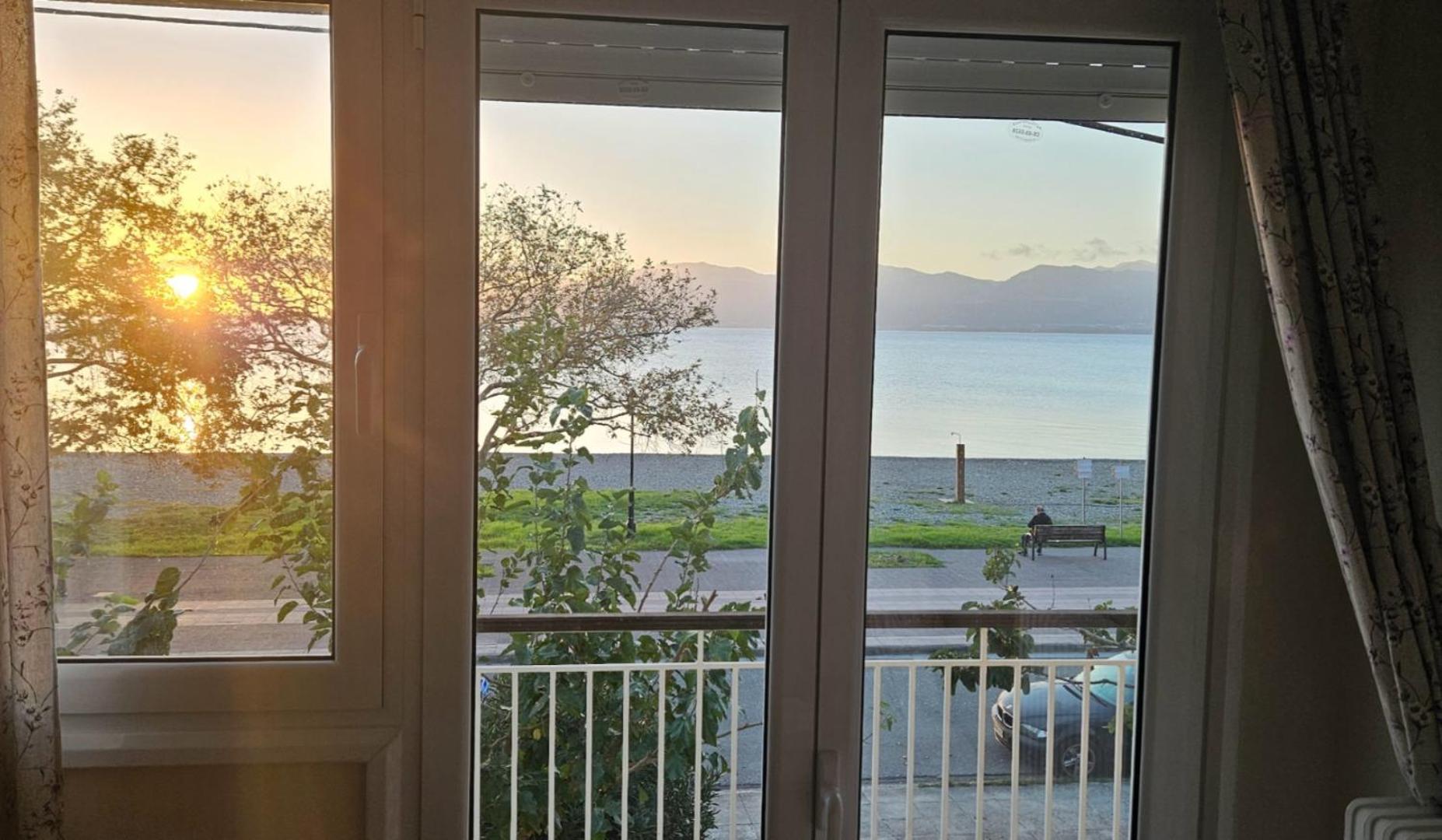 Nafpaktos Beach House Exterior foto